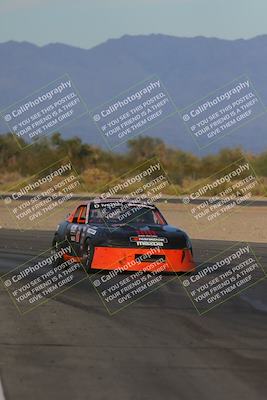 media/Dec-02-2023-Speed Ventures (Sat) [[b82c9ebe82]]/2-Race Group/Race (Sprint 2)/